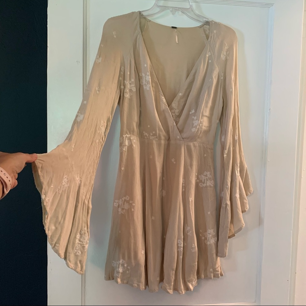 Free People Cream/White Bell Sleeves Mini Dress size 4